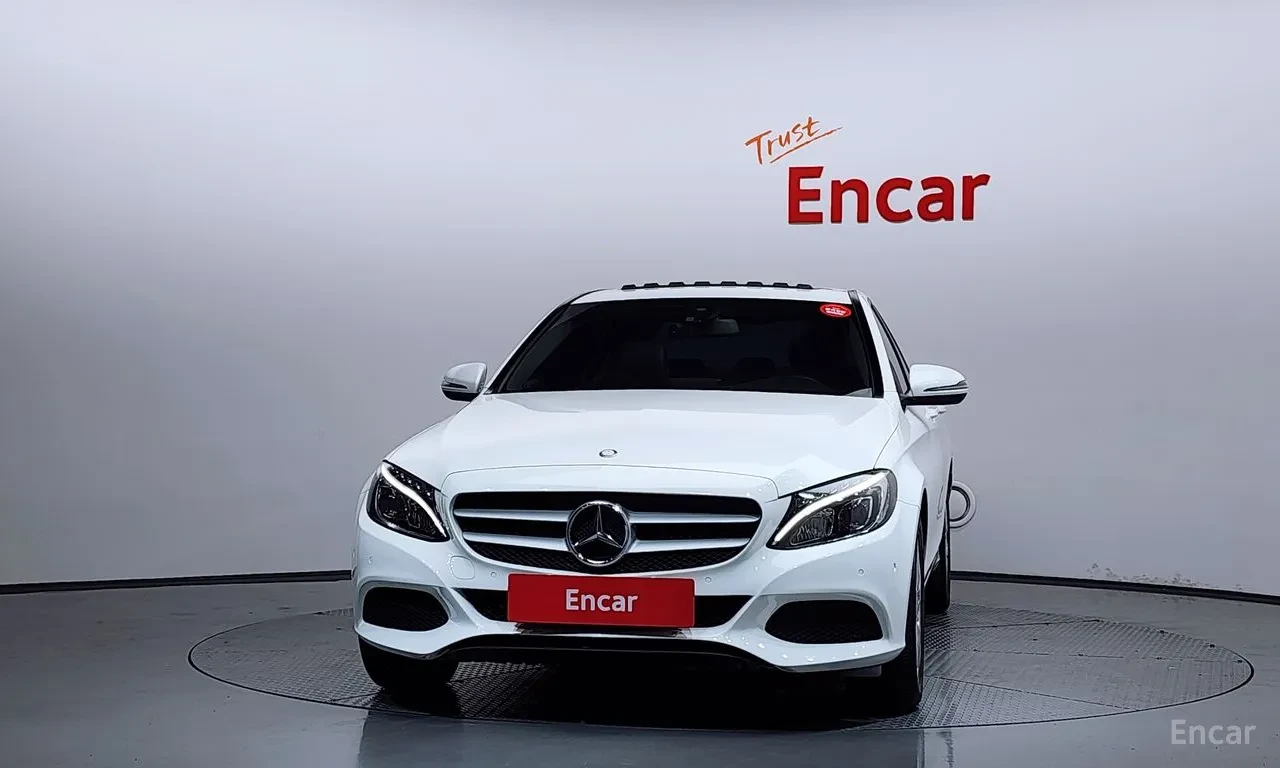 Mercedes-Benz C 200, снимка 3 - Автомобили и джипове - 54680402