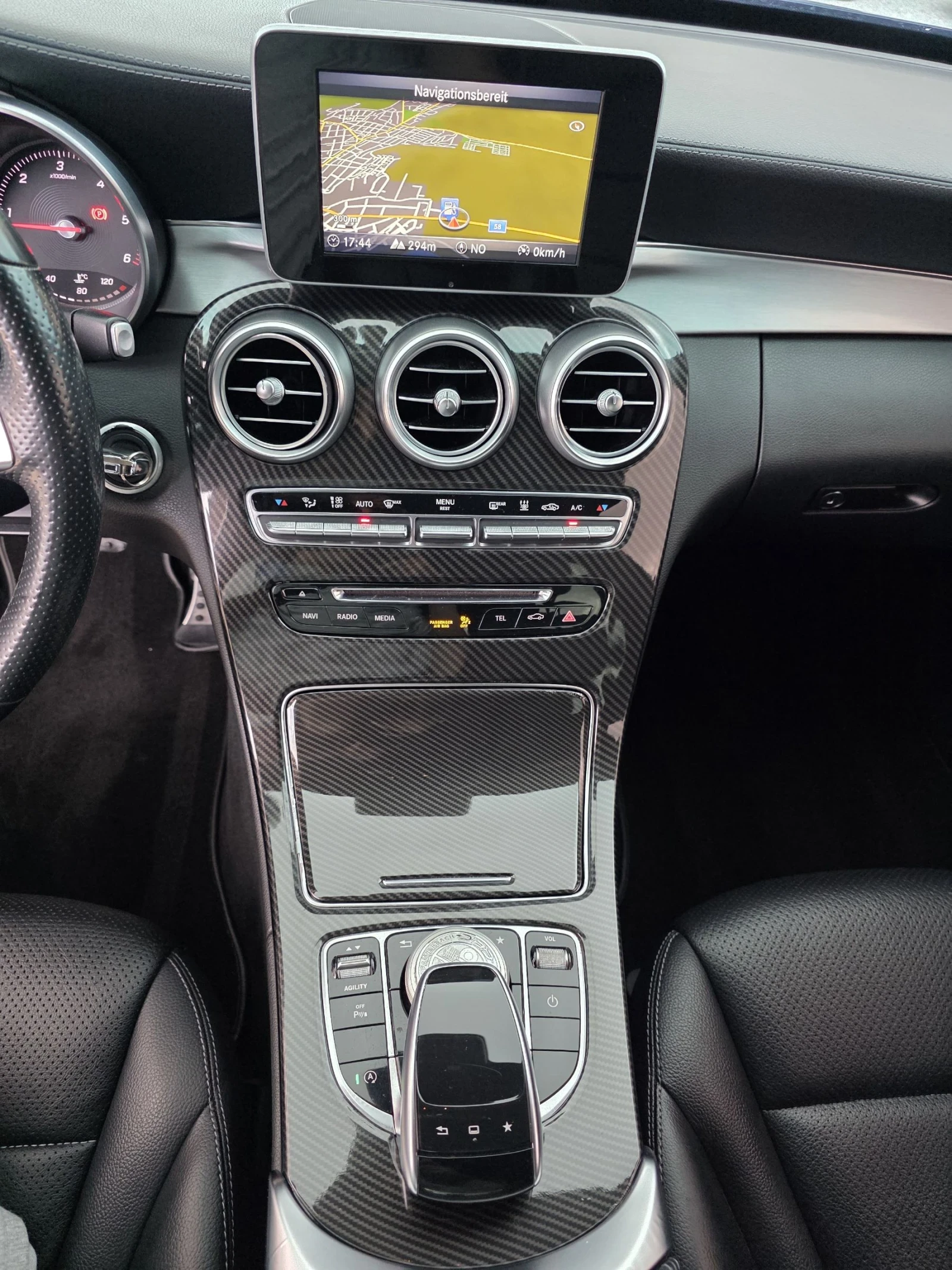 Mercedes-Benz C 250 AMG-Lein Sadow-Lein 4 Matic , снимка 15 - Автомобили и джипове - 54704792