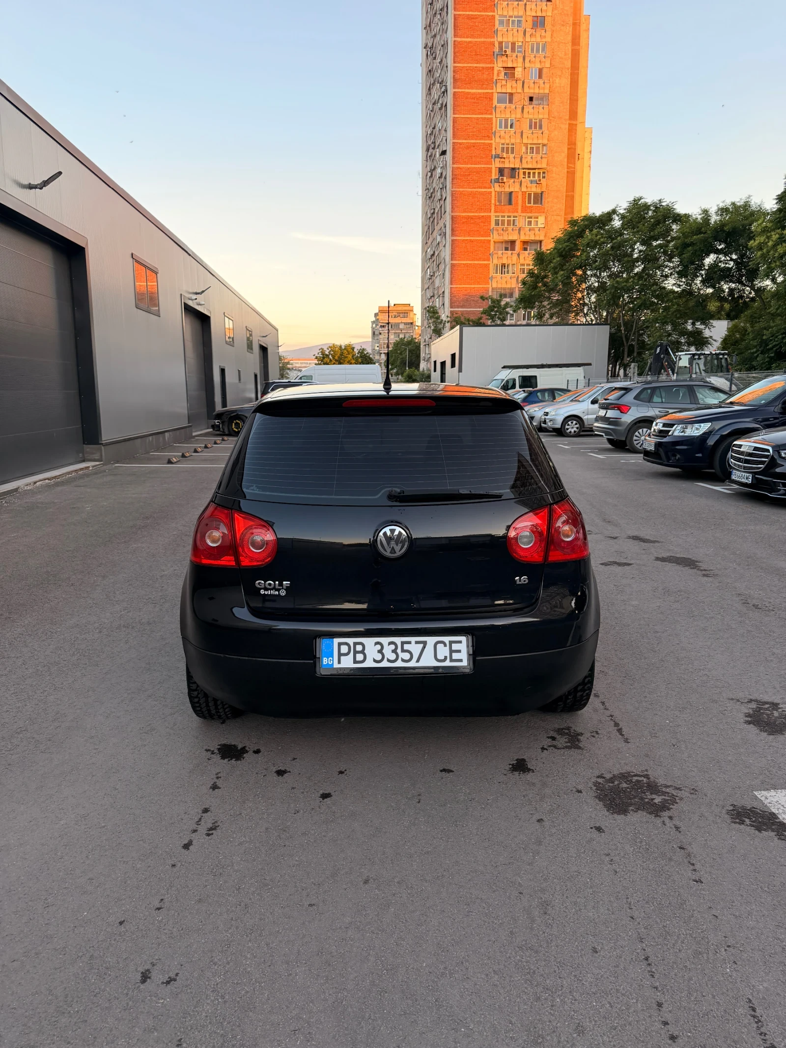 VW Golf, снимка 7 - Автомобили и джипове - 54722250