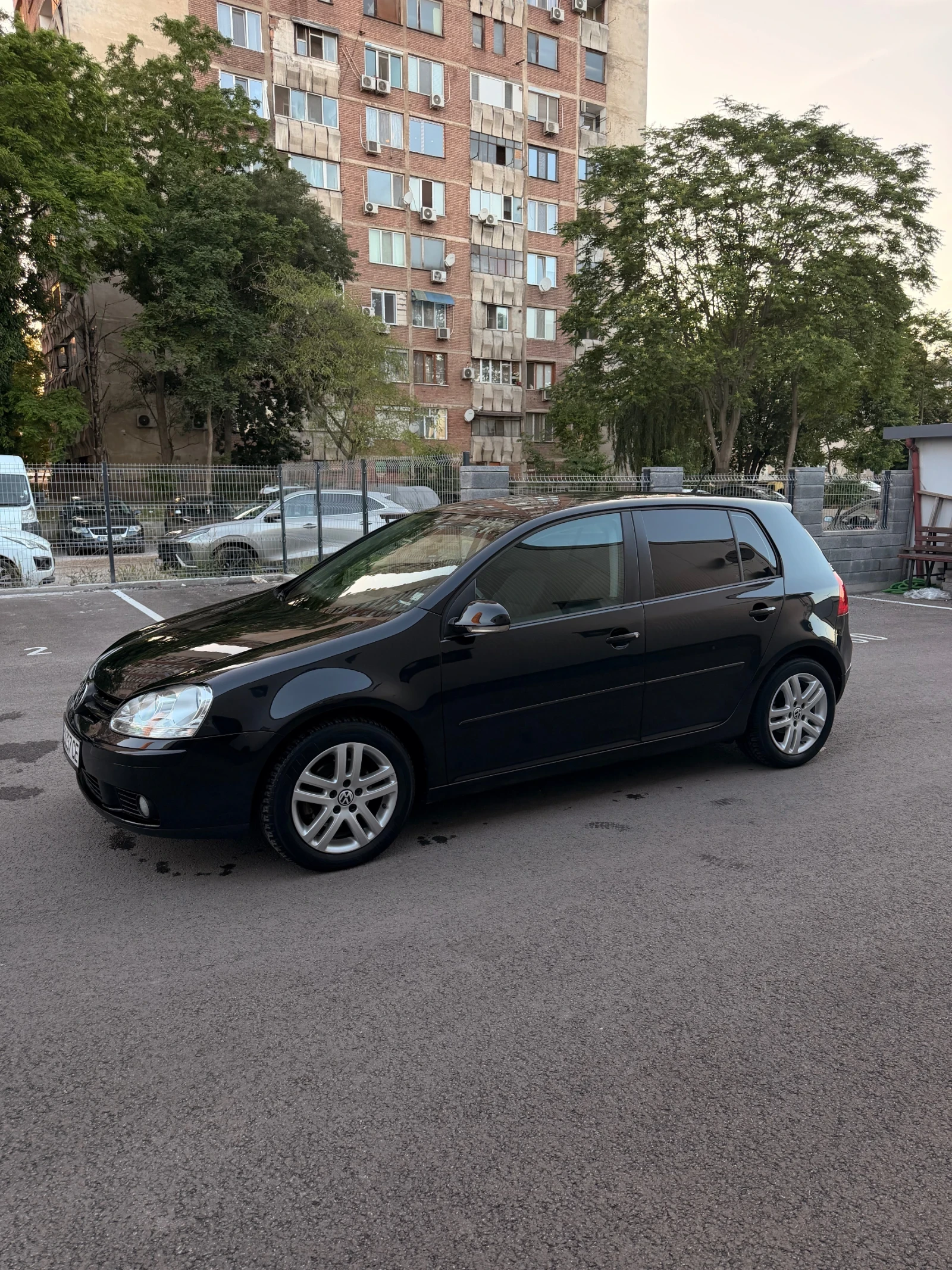 VW Golf, снимка 4 - Автомобили и джипове - 54722250