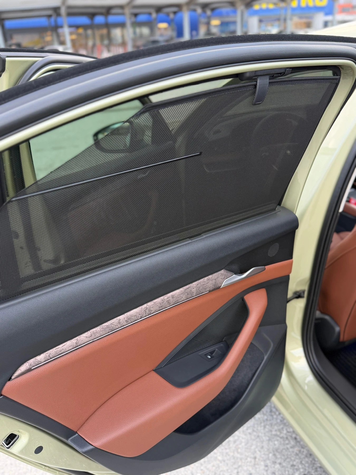 Skoda Superb LAURIN & KLEMENT 4 X 4  ГАРАНЦИЯ , снимка 15 - Автомобили и джипове - 55063901