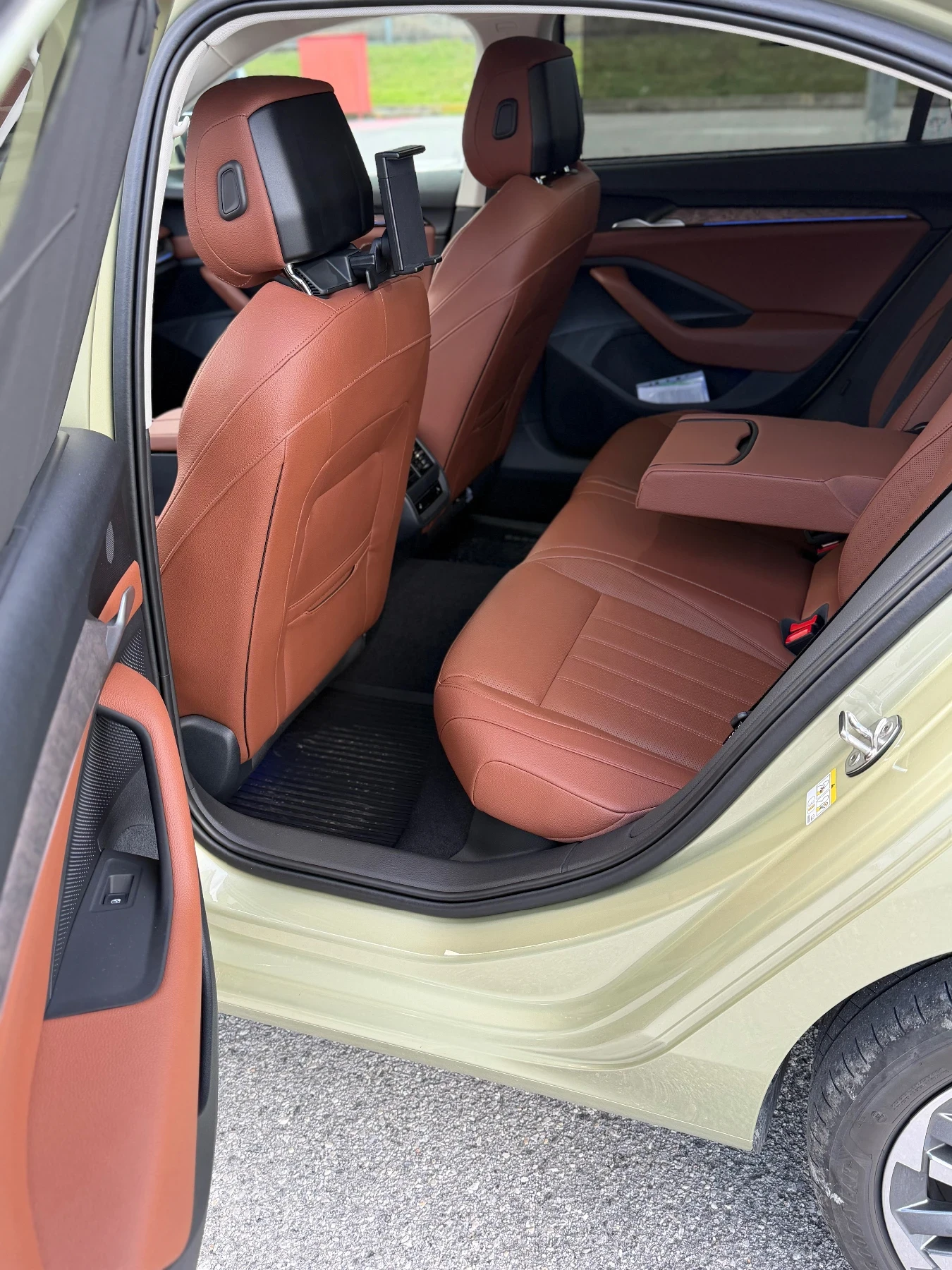 Skoda Superb LAURIN & KLEMENT 4 X 4  ГАРАНЦИЯ , снимка 16 - Автомобили и джипове - 55063901