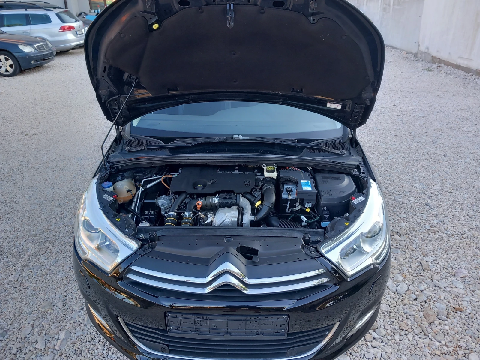 Citroen C4 1.6  HDI NAVI 110кс, снимка 15 - Автомобили и джипове - 55683115