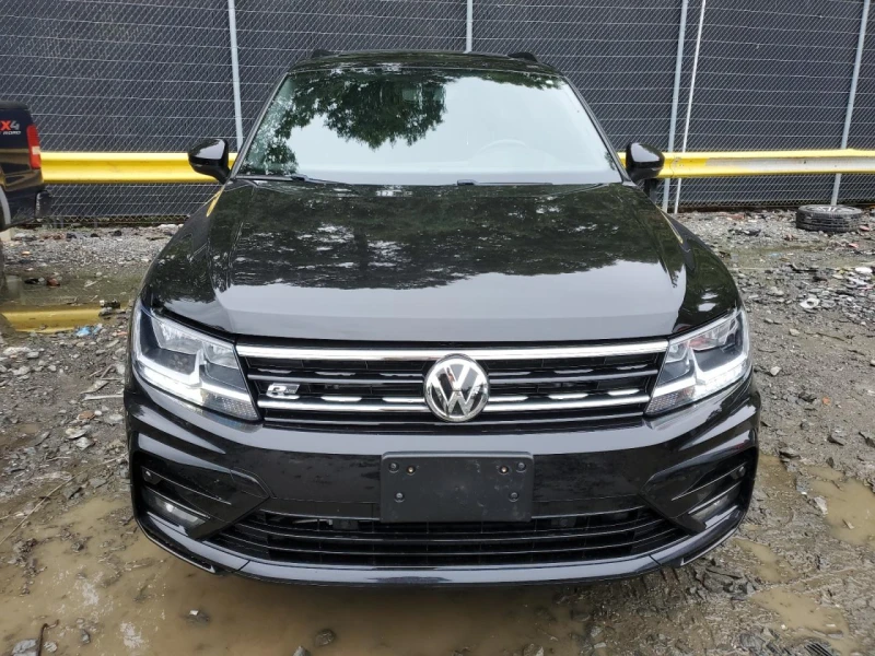 VW Tiguan, снимка 1 - Автомобили и джипове - 47461703