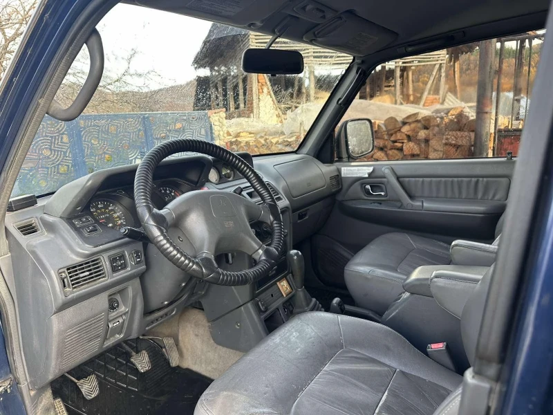 Mitsubishi Pajero, снимка 8 - Автомобили и джипове - 48935510