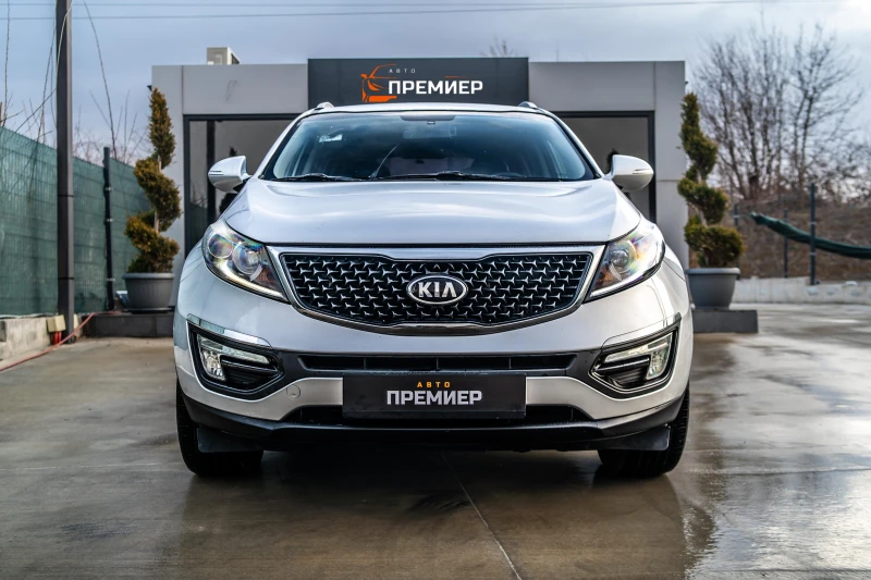 Kia Sportage 2.0CRDI-4WD-АВТОМАТИК-6М ГАРАНЦИЯ!, снимка 2 - Автомобили и джипове - 49493701