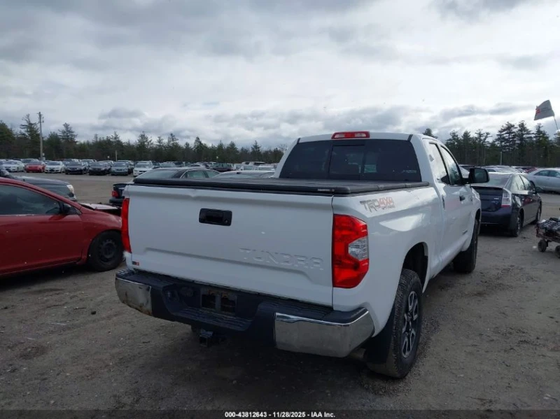 Toyota Tundra 5.7L V-8 DOHC, VVT, 381HP 4X4 Drive, снимка 9 - Автомобили и джипове - 52840139