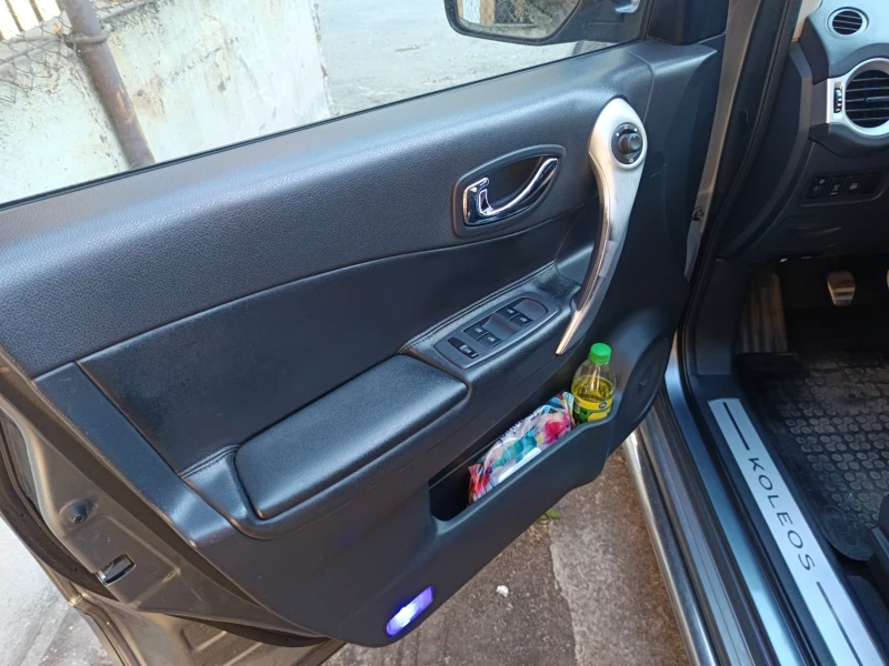 Renault Koleos, снимка 10 - Автомобили и джипове - 53079312