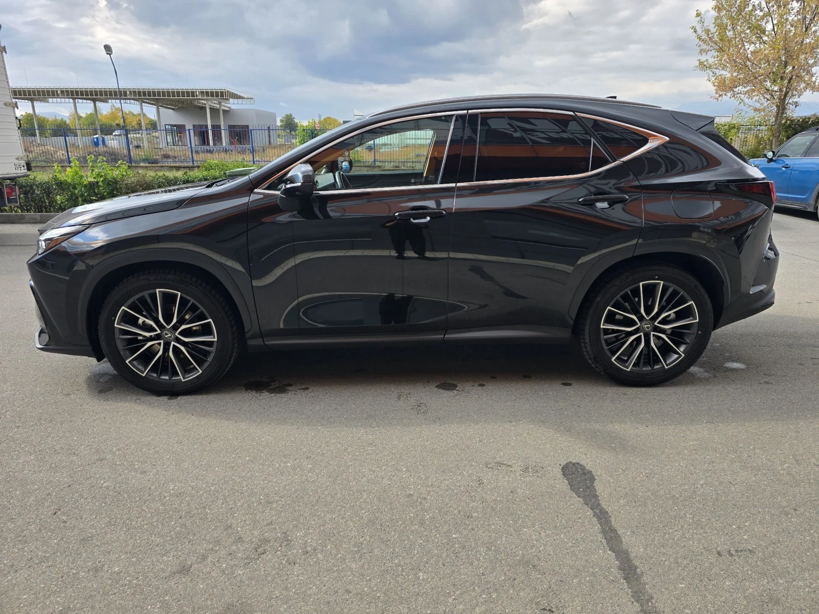 Lexus NX 350h Luxury edition  - изображение 4