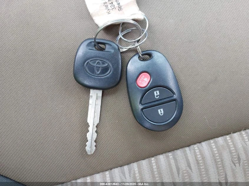 Toyota Tundra 5.7L V-8 DOHC, VVT, 381HP 4X4 Drive | Mobile.bg � ����������� 3