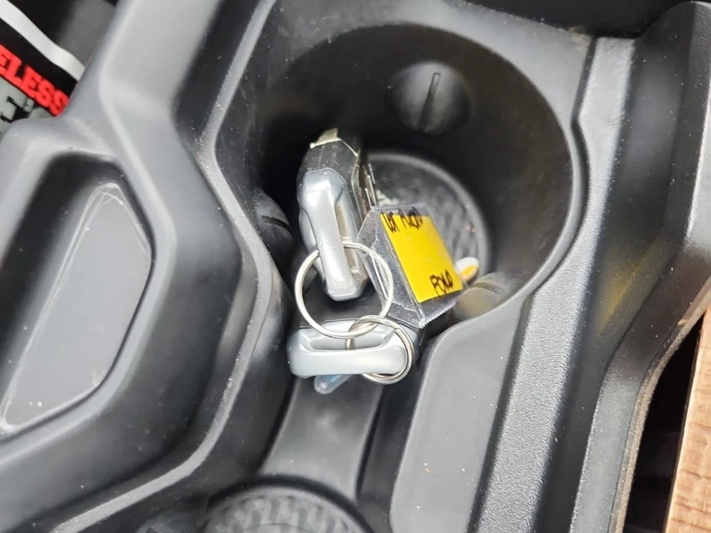 Dodge RAM 1500 LARAMIE LONGHORN * ПОДГРЕВ* ПАНОРАМА* 5.7 ХЕМИ* НА - изображение 6