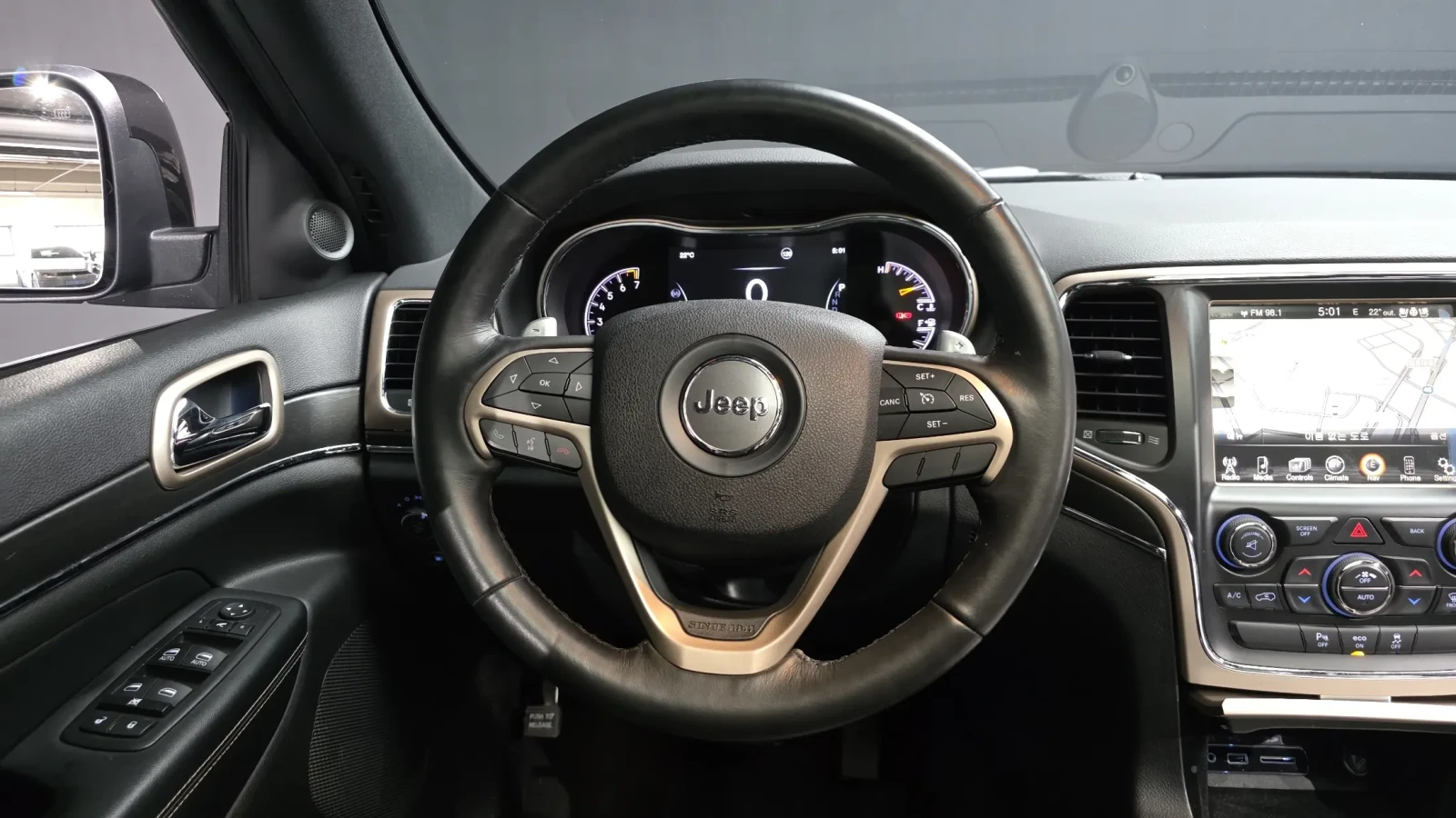 Jeep Grand cherokee * LIMITED * 4x4 * ОБДУХВАНЕ * ПАНОРАМА, снимка 8 - Автомобили и джипове - 54700235