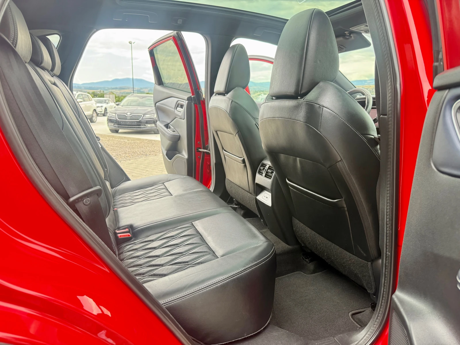 Nissan Qashqai 1.3 DiG Tekna + 157 ks Собствен лизинг !!!, снимка 16 - Автомобили и джипове - 55139769