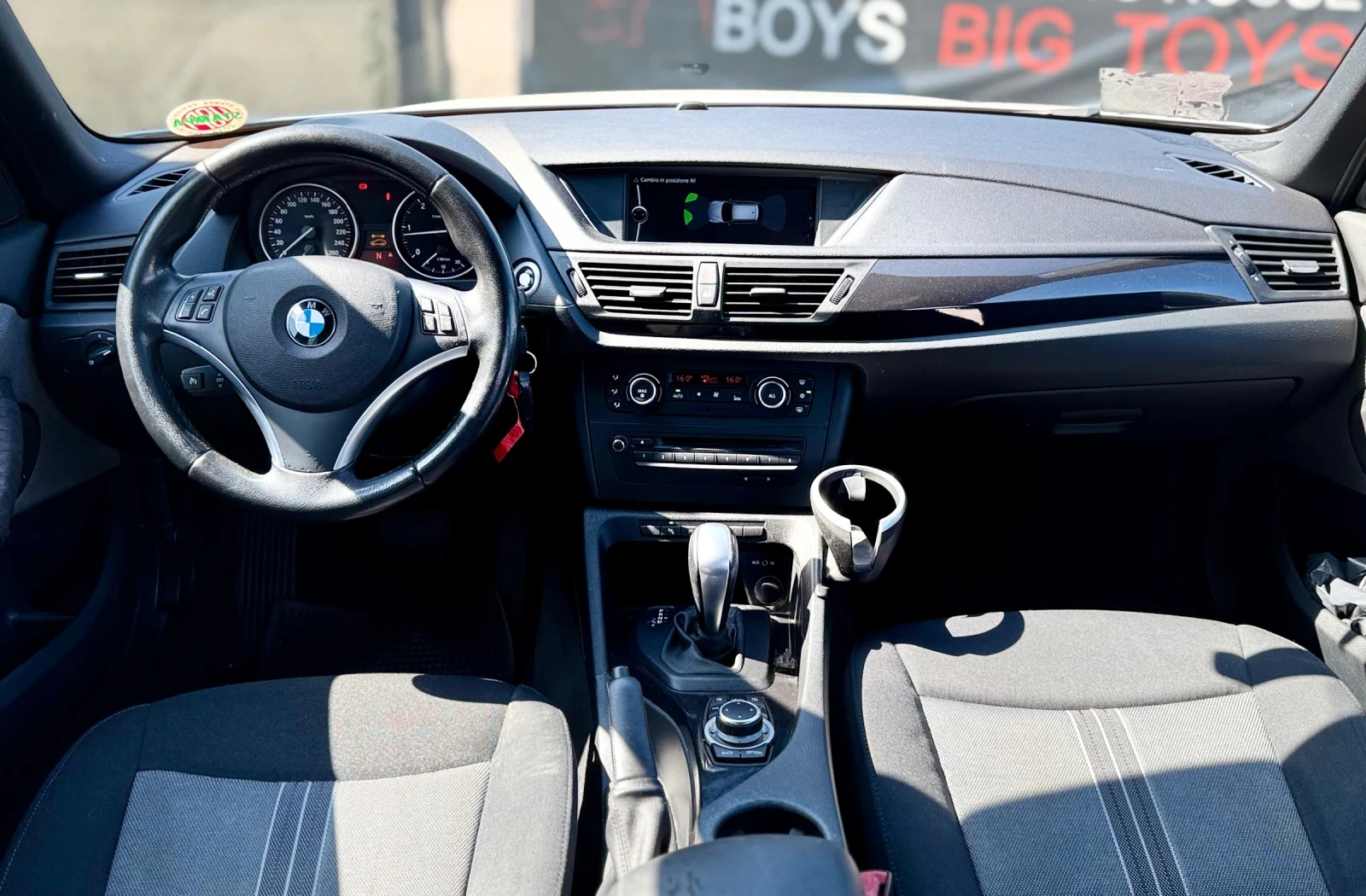 BMW X1 БялаПерла* 2.0D* Автоматик* NAVI* Автопилот* X-dri, снимка 10 - Автомобили и джипове - 55178679