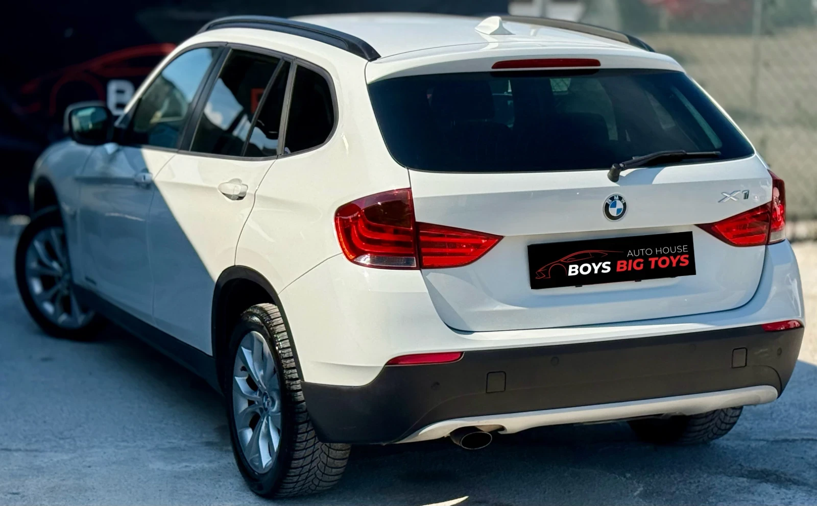 BMW X1 БялаПерла* 2.0D* Автоматик* NAVI* Автопилот* X-dri, снимка 8 - Автомобили и джипове - 55178679
