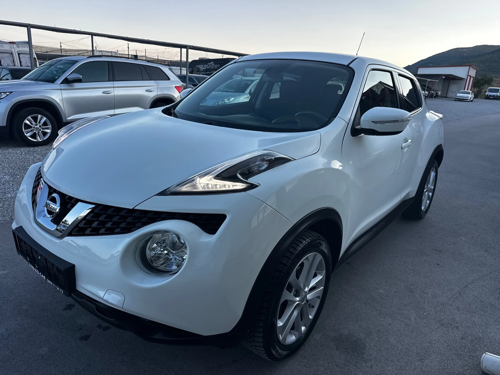 Nissan Juke 1.2i 115к.с Facelift, снимка 4 - Автомобили и джипове - 56136065