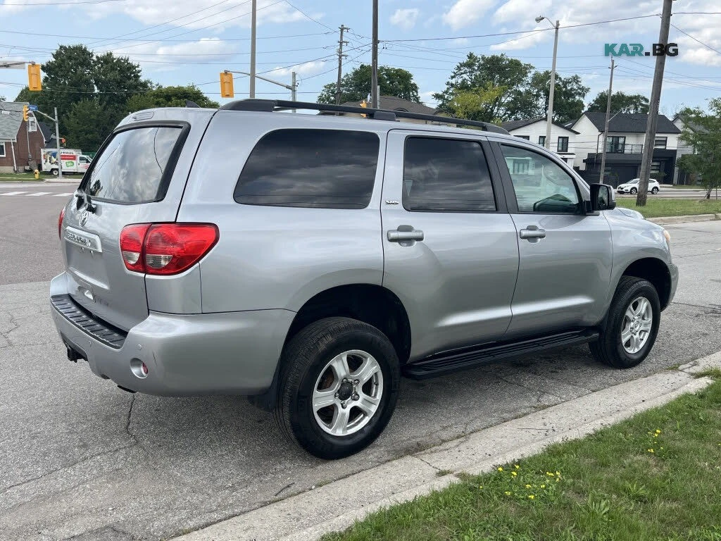 Toyota Sequoia SR5 AWD* ПОДГРЕВ* ШИБИДАХ* TV* КРАЙНА ЦЕНА* , снимка 3 - Автомобили и джипове - 56183609