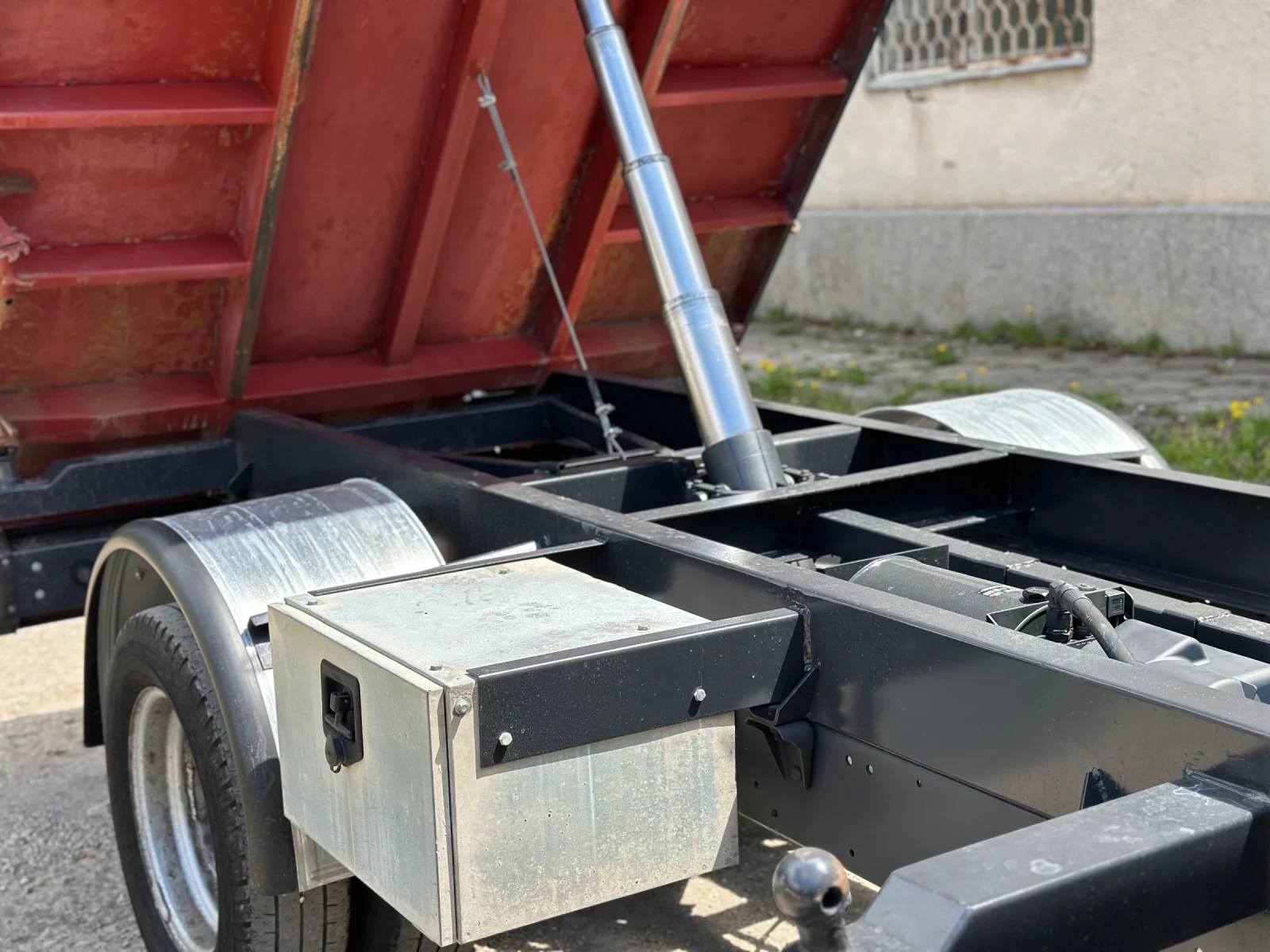 Iveco 35c18 Самосвал 3.40на2.10, Климатик, N1 - изображение 6