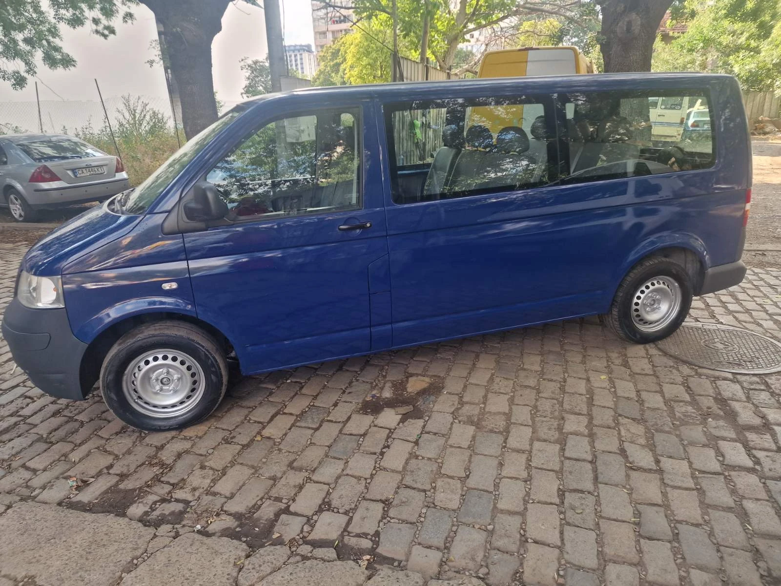 VW Transporter T5 - 2, 5TD- Synchro - изображение 8