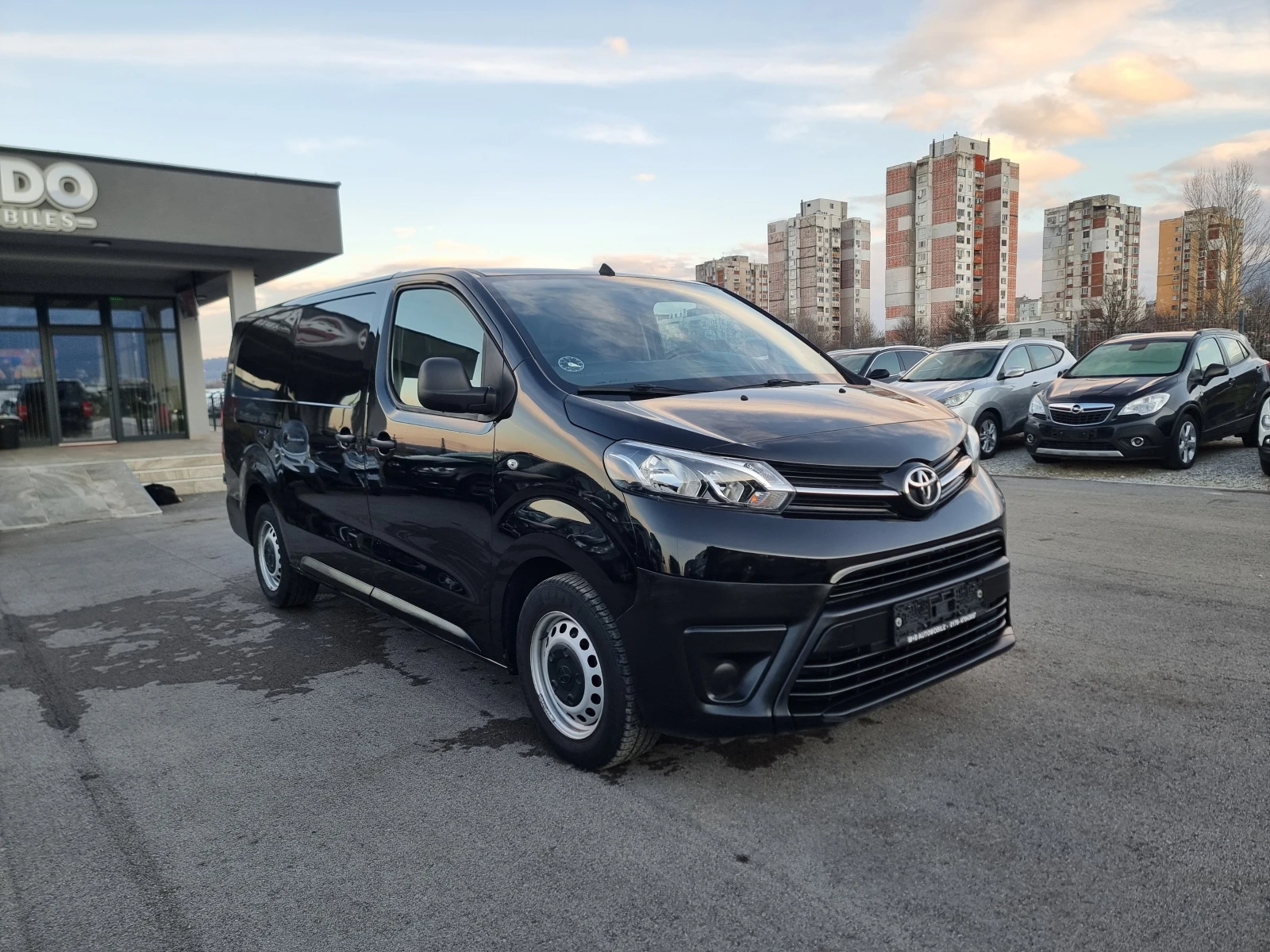 Toyota Proace Max 2.0D4D LONG - изображение 8