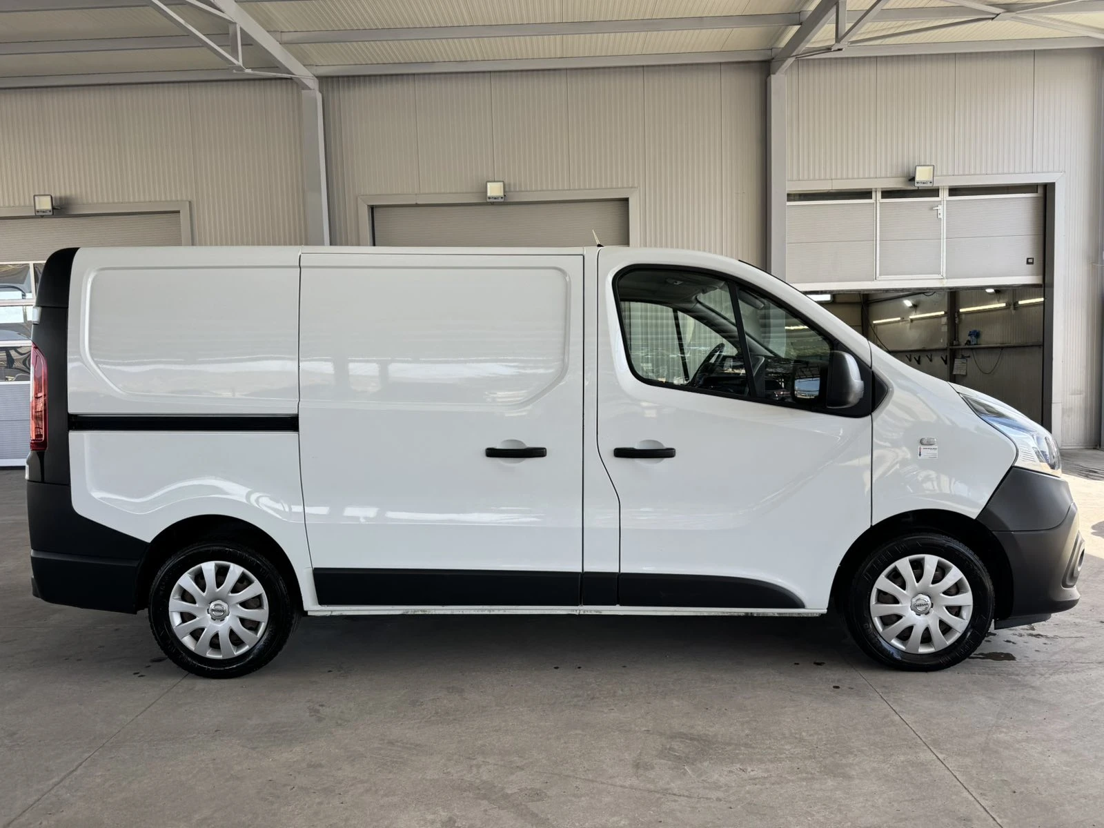 Nissan NV300 125ps* 6��* ��������* ����������  | Mobile.bg � ����������� 6