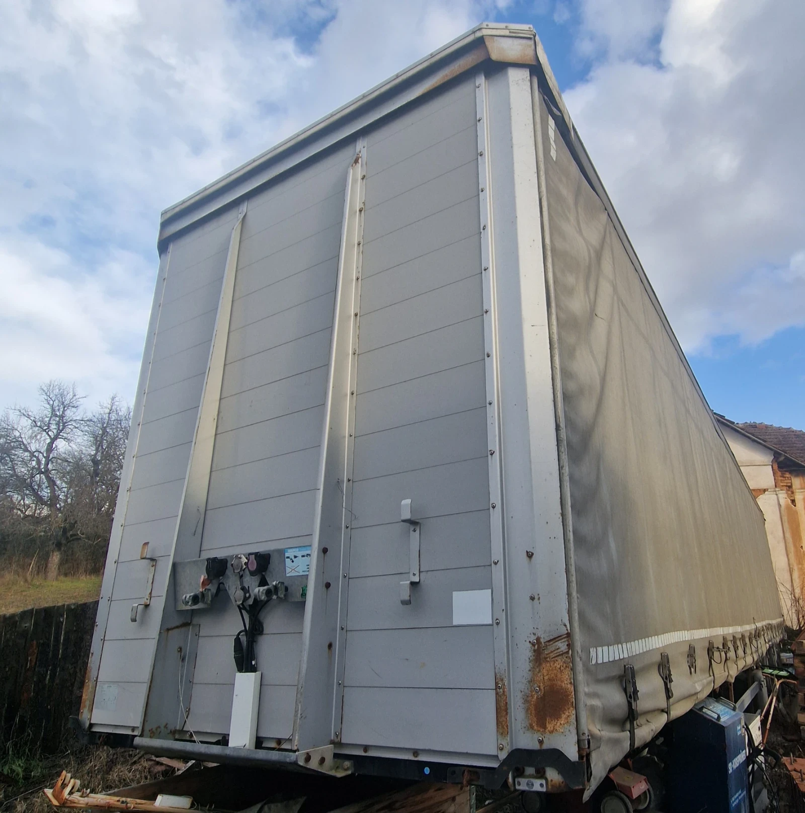 Полуремарке Kaessbohrer