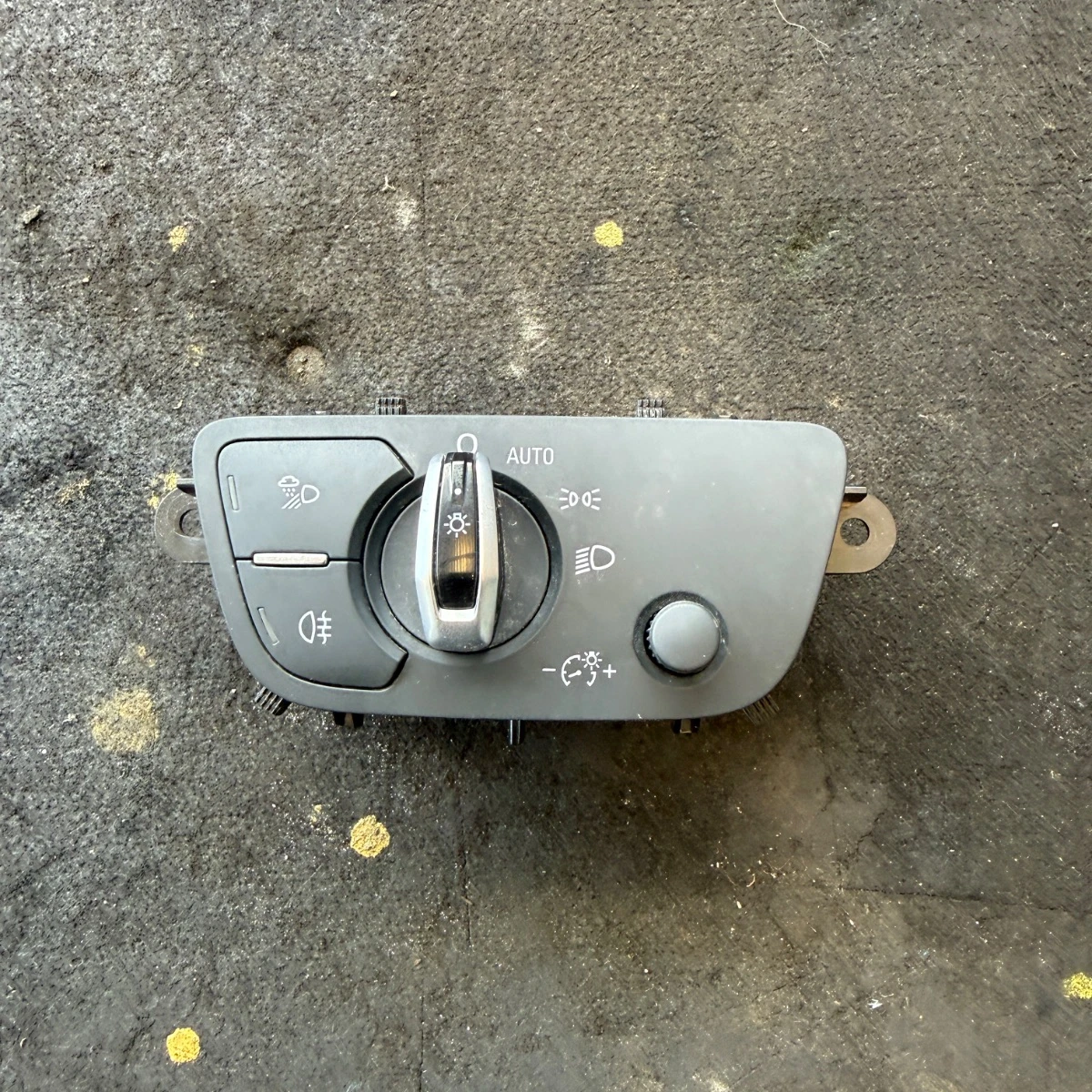Ключ копче за управление на фаровете и светлините за Audi A4 A5 Q5 Q7 4M0941531A