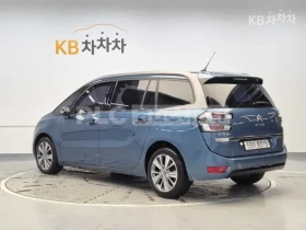 Citroen C4 Picasso КАМЕРА| МАСАЖ| ВКЛЮЧЕН ТЕХНОТЕСТ, снимка 3