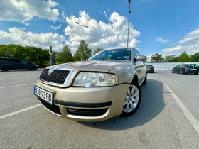 Skoda Superb, снимка 1 - Автомобили и джипове - 45256020