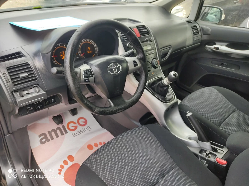 Toyota Auris 1.33/99кс, 6 скорости, фейслифт , снимка 9 - Автомобили и джипове - 45283547