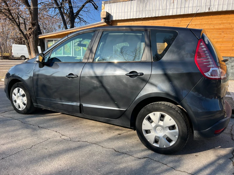 Renault Scenic 1.5 DCI NAVI CLIMA, снимка 6 - Автомобили и джипове - 49526680