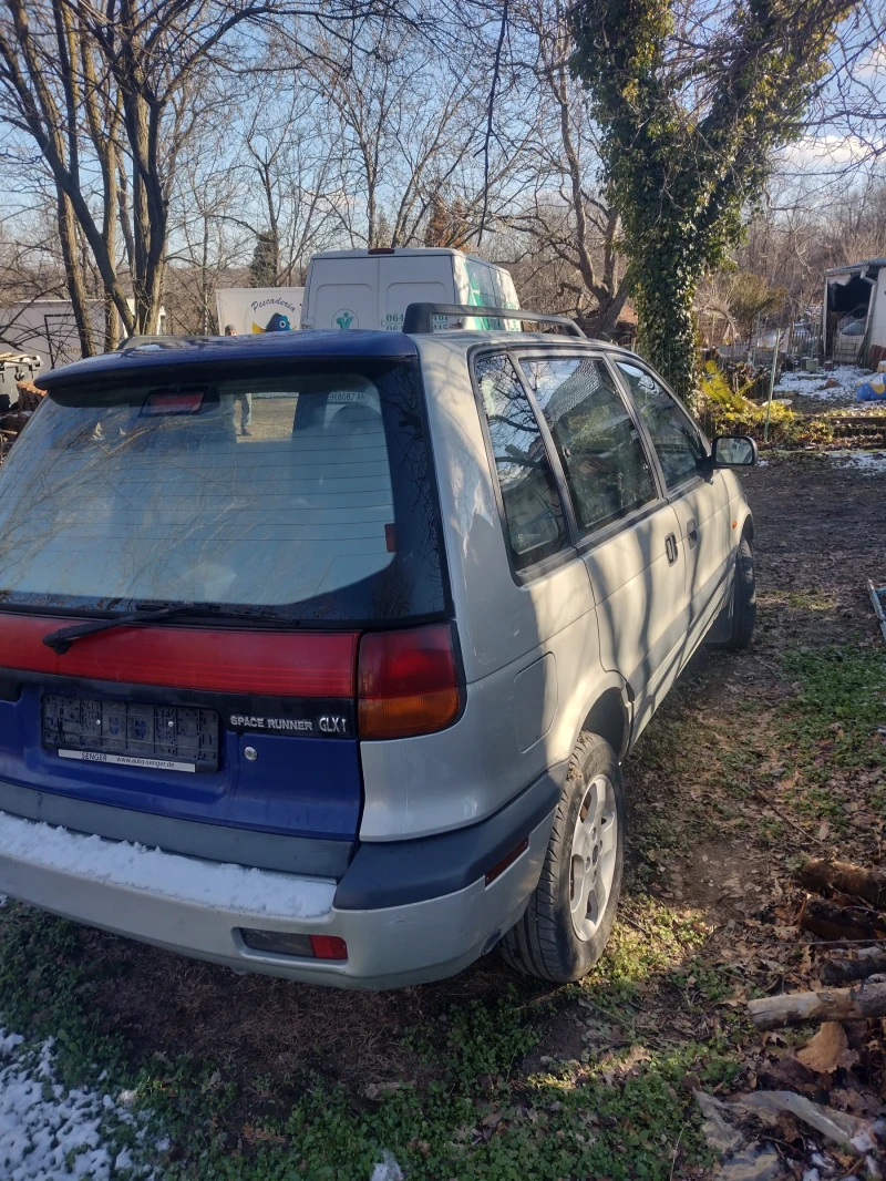 Mitsubishi Space runner 1.8i 4x4, снимка 5 - Автомобили и джипове - 48559173