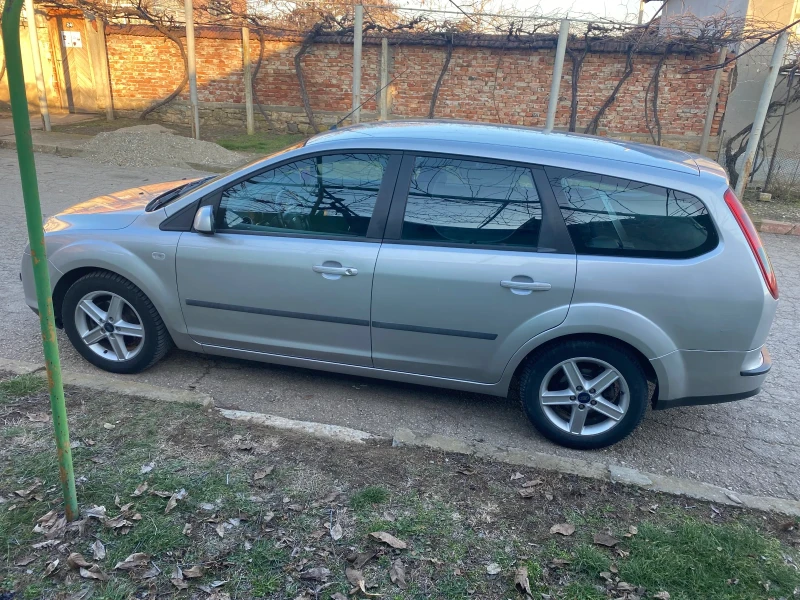 Ford Focus 1.6TDCI, снимка 5 - Автомобили и джипове - 48820153