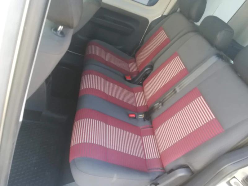 VW Caddy DSG, снимка 11 - Автомобили и джипове - 51831918