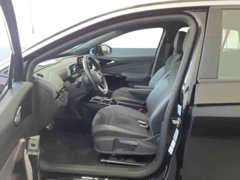 VW ID.5 PRO/204HP/CAM/NAVI/AHK/LED/KLESS/DIGI/373g, снимка 5 - Автомобили и джипове - 51838627