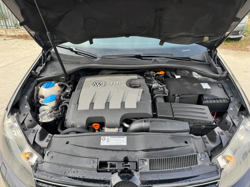 VW Golf 1.6 d 4 motion, снимка 12 - Автомобили и джипове - 52813177