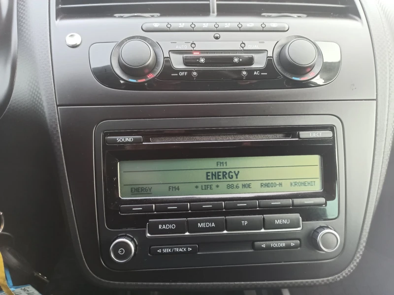 Seat Altea 1, 6 TDI 90 к.с., снимка 16 - Автомобили и джипове - 52828210