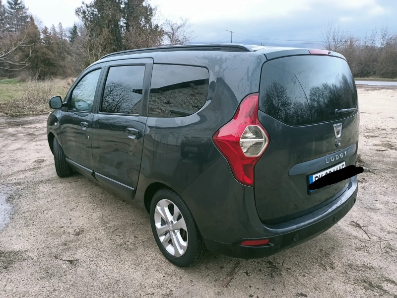 Dacia Lodgy, снимка 3 - Автомобили и джипове - 53012191