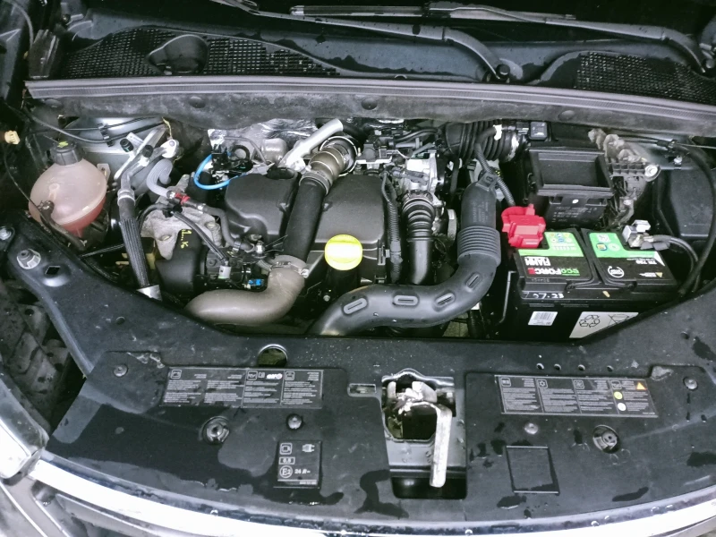 Dacia Lodgy, снимка 10 - Автомобили и джипове - 53012191