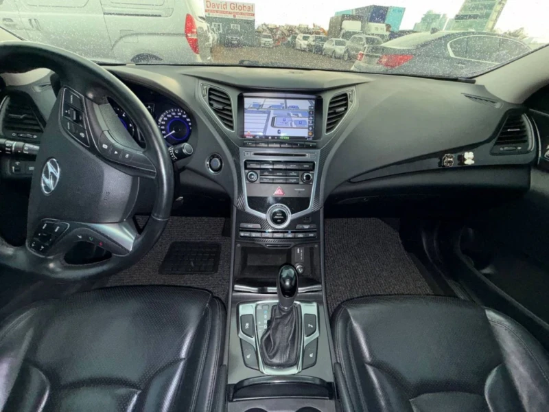 Hyundai Grandeur 2016г КОЖА АВТОМАТ , снимка 7 - Автомобили и джипове - 53597414