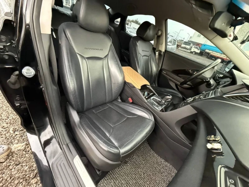 Hyundai Grandeur 2016г КОЖА АВТОМАТ , снимка 8 - Автомобили и джипове - 53597414