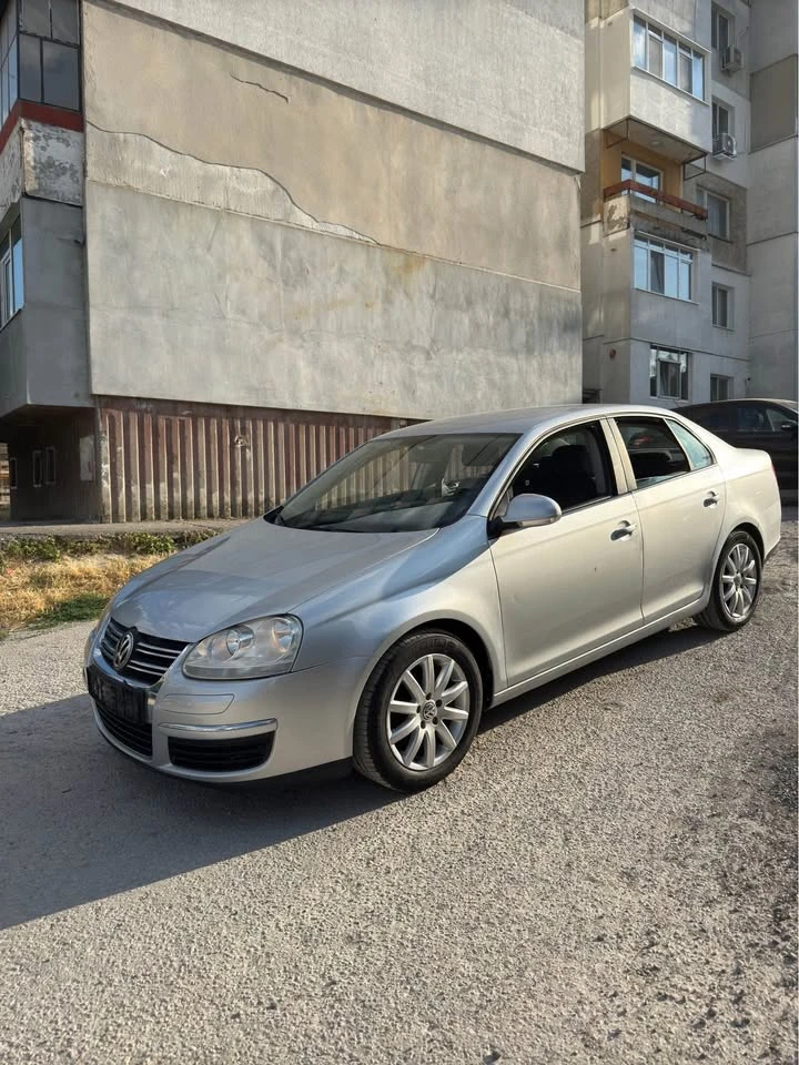 VW Jetta 1.9 ТДИ - изображение 3