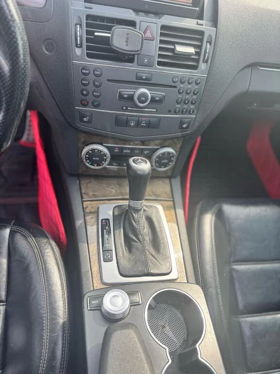 Mercedes-Benz C 63 AMG C63 AMG* АвтоКредит* (ЦЕНА ДО БГ), снимка 11 - Автомобили и джипове - 53114777