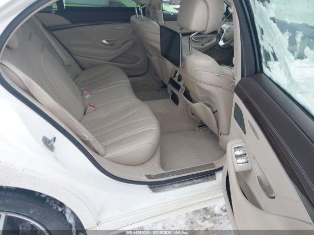 Mercedes-Benz S 560 4MATIC* AMG Pack* HARMAN/KARDON* ФИКСИРАНА ЦЕНА* , снимка 12 - Автомобили и джипове - 53738518