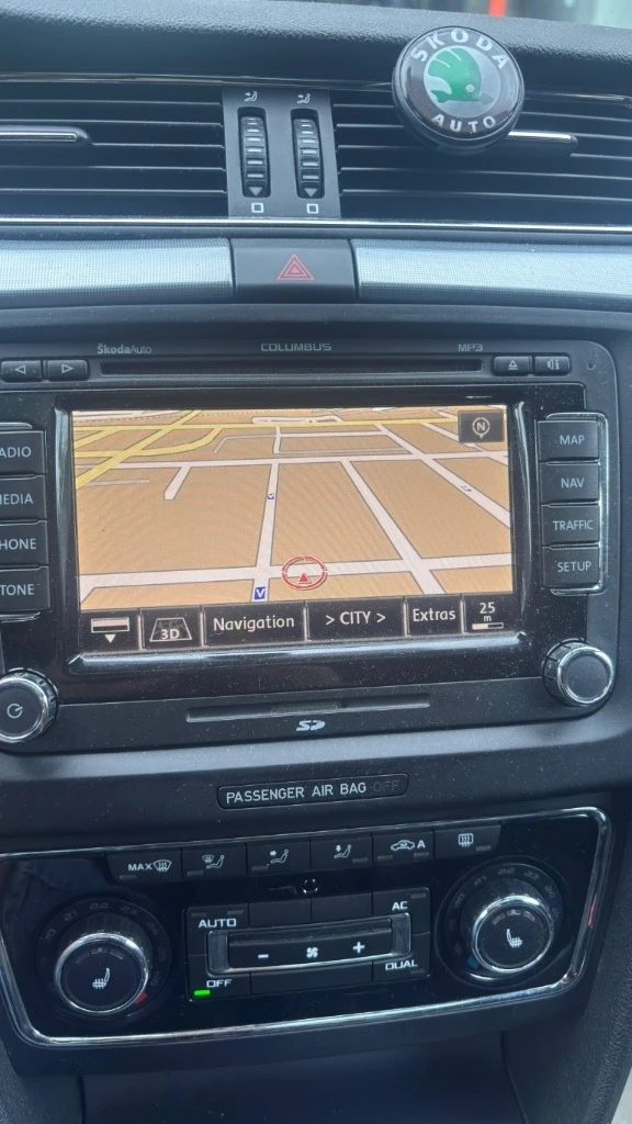 Skoda Superb, снимка 5 - Автомобили и джипове - 55085183