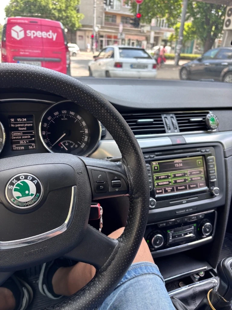 Skoda Superb, снимка 10 - Автомобили и джипове - 55085183