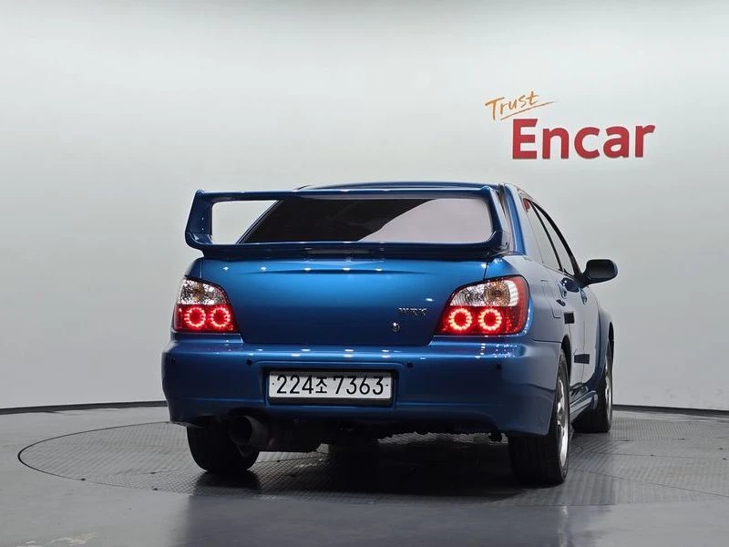 Subaru Impreza 2.0 Manual, снимка 4 - Автомобили и джипове - 56003076