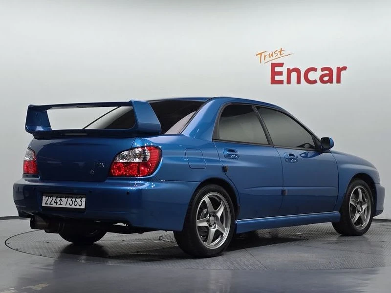 Subaru Impreza 2.0 Manual, снимка 2 - Автомобили и джипове - 56003076
