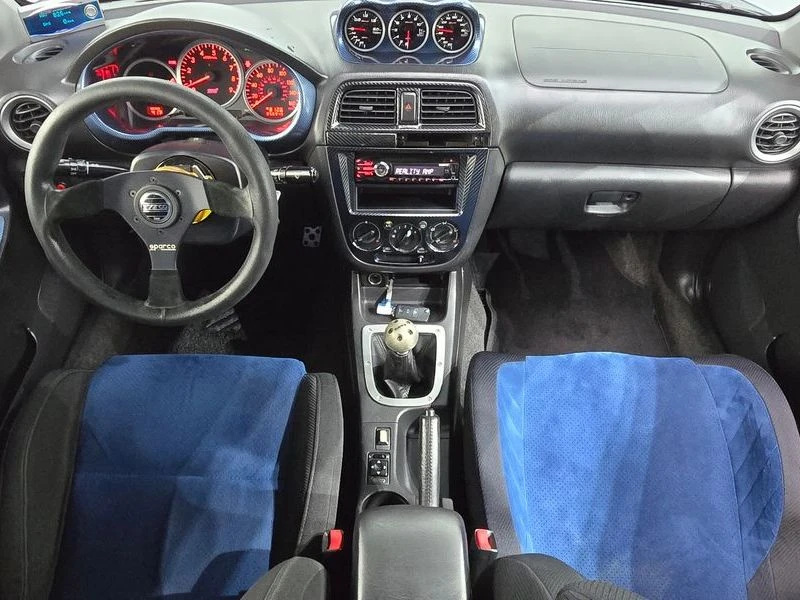 Subaru Impreza 2.0 Manual, снимка 7 - Автомобили и джипове - 56003076
