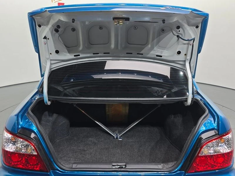 Subaru Impreza 2.0 Manual, снимка 16 - Автомобили и джипове - 56003076